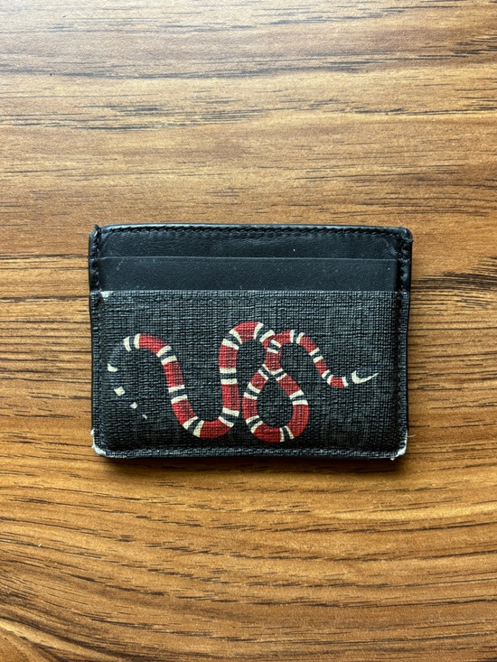 Gucci Other - Gucci GG Supreme Card Holder